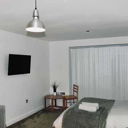 Modern City Central Studio Apt เบอร์มิงแฮม ภายนอก รูปภาพ