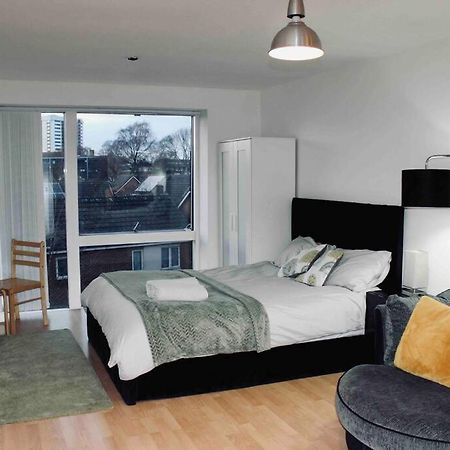 Modern City Central Studio Apt เบอร์มิงแฮม ภายนอก รูปภาพ