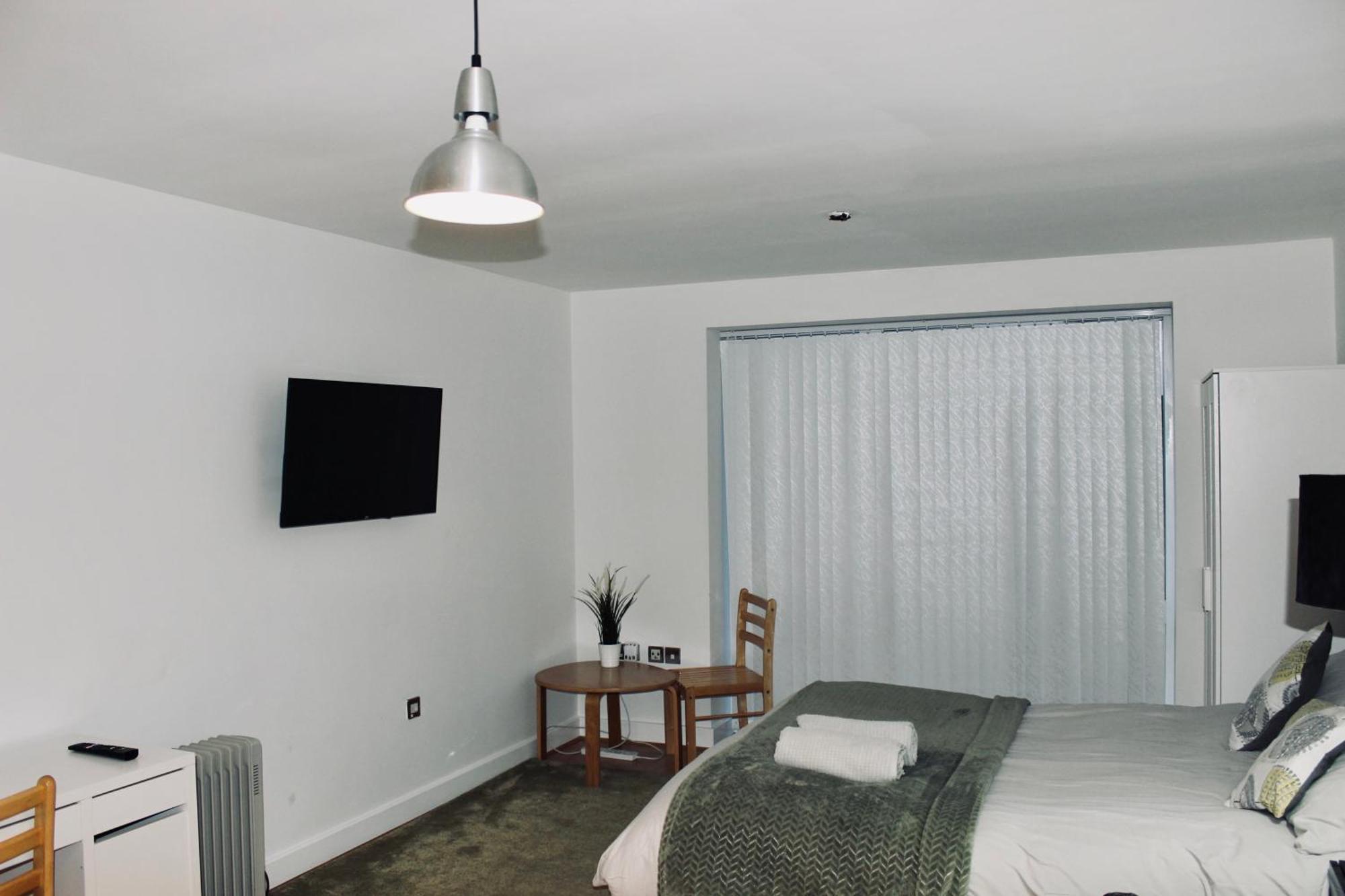 Modern City Central Studio Apt เบอร์มิงแฮม ภายนอก รูปภาพ